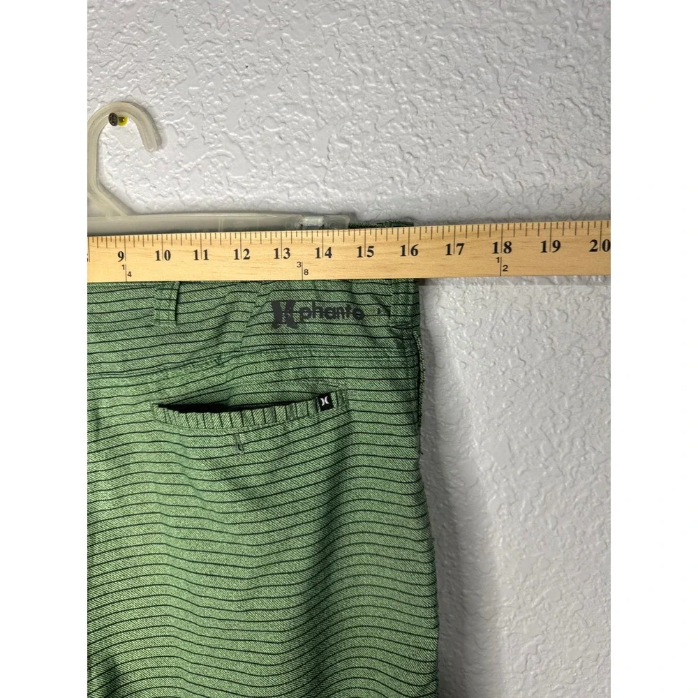 Vintage Hurley Phantom Board Shorts Mens 34-36 Green Striped Good